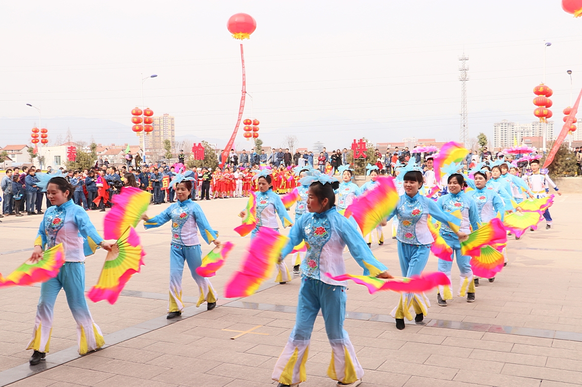 鑼鼓秧歌鬧元宵 ——漢鋼公司舉行“活力漢鋼·喜鬧元宵”系列活動(dòng)