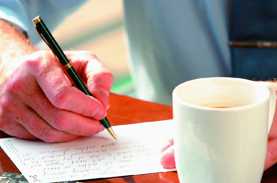 【鋼城文苑】一封遲到的信