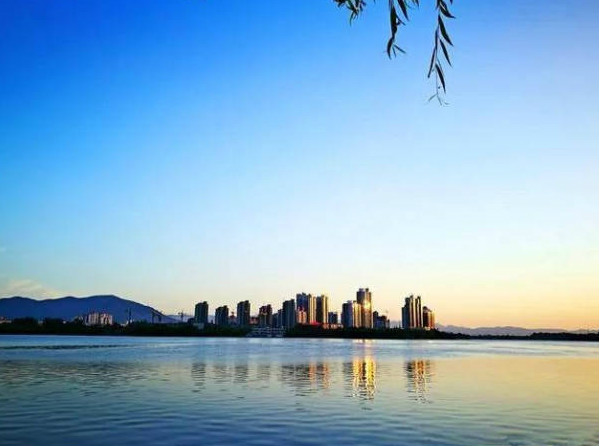 【鋼城文苑】漢江之情