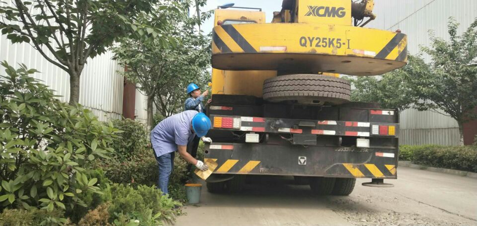 【一線風采】平凡中“繁星璀璨”