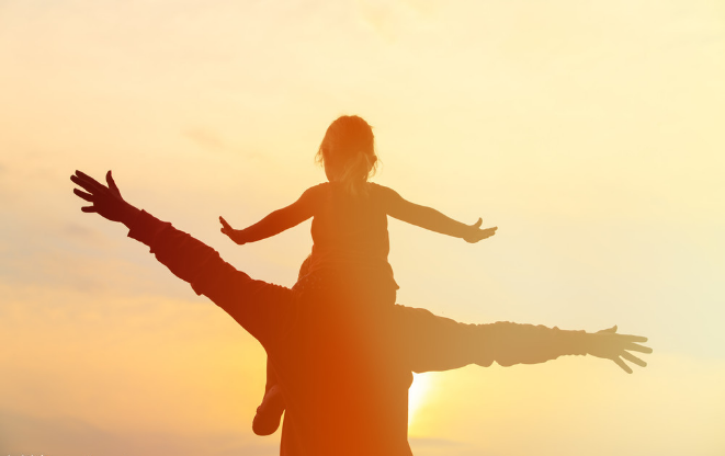 【鋼城文苑】父親的肩膀