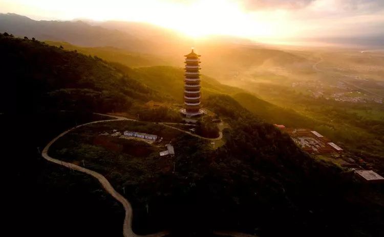 【鋼城文苑】游天蕩山詩(shī)三首 【鋼城文苑】游天蕩山詩(shī)三首