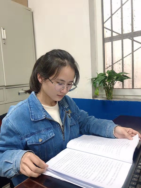 【鋼城文苑】軋鋼，逐夢(mèng)路上的光