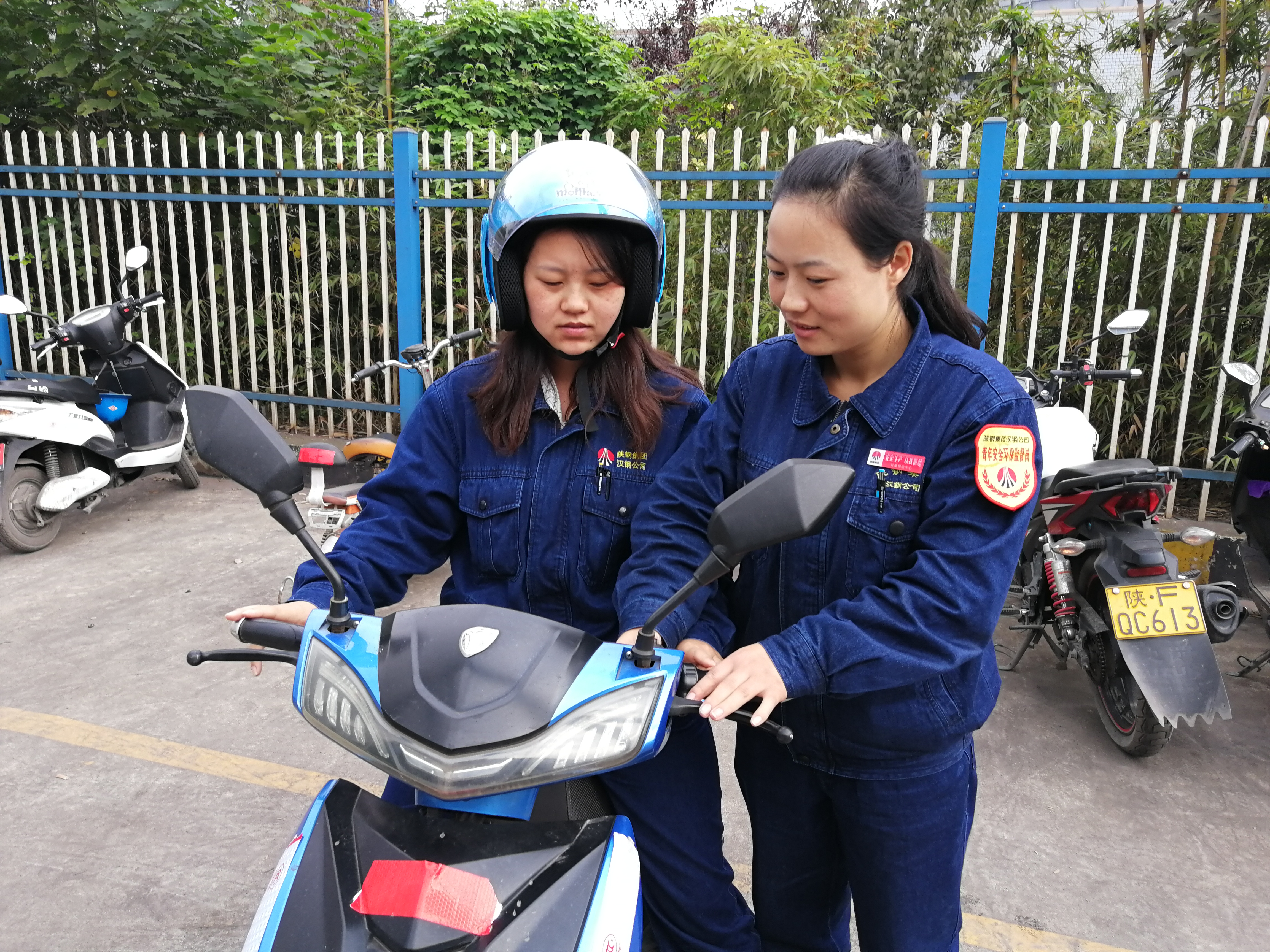 【一線風(fēng)采】師傅，我也帶徒弟啦