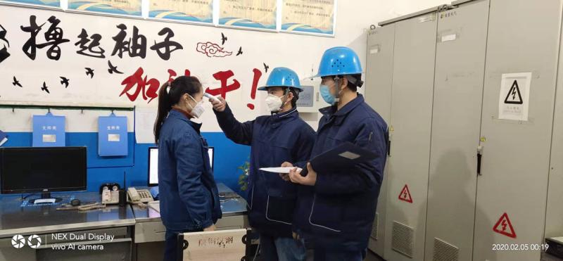 【鋼城防控】黨旗飄揚(yáng) 全面戰(zhàn)“疫”