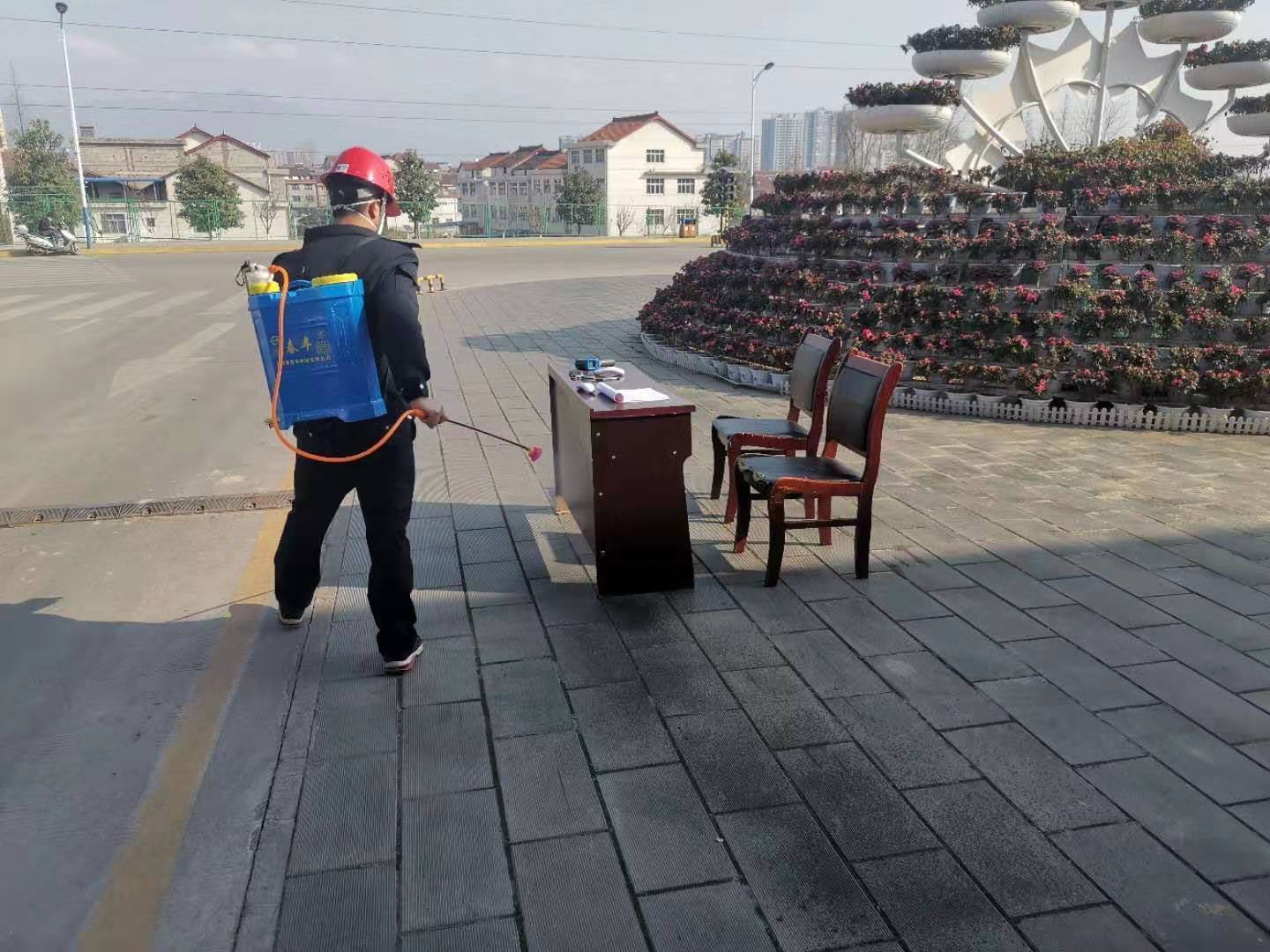 【鋼城文苑】致敬，疫情中最可愛的人