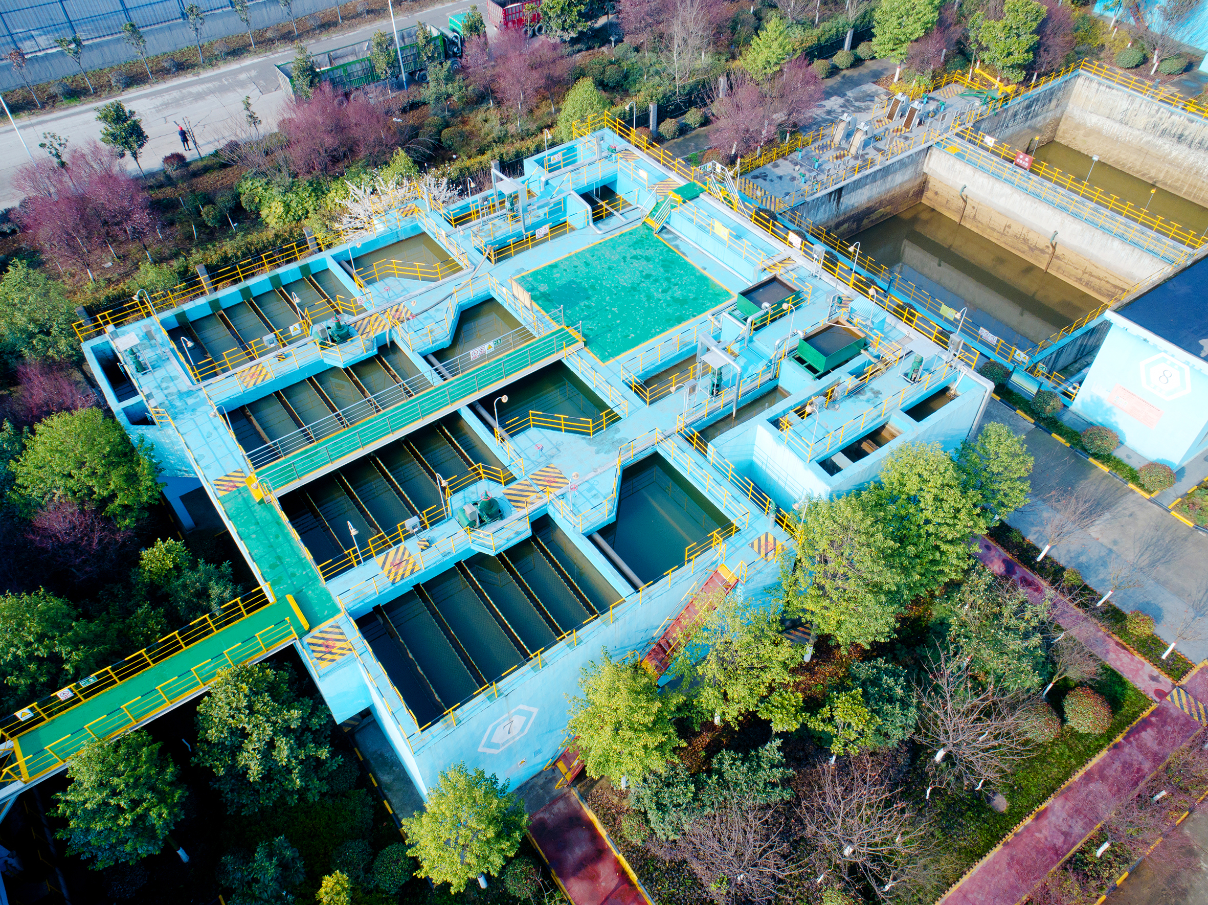 【美麗漢鋼】用節(jié)能環(huán)保點(diǎn)亮漢水之濱最美“現(xiàn)代花園”