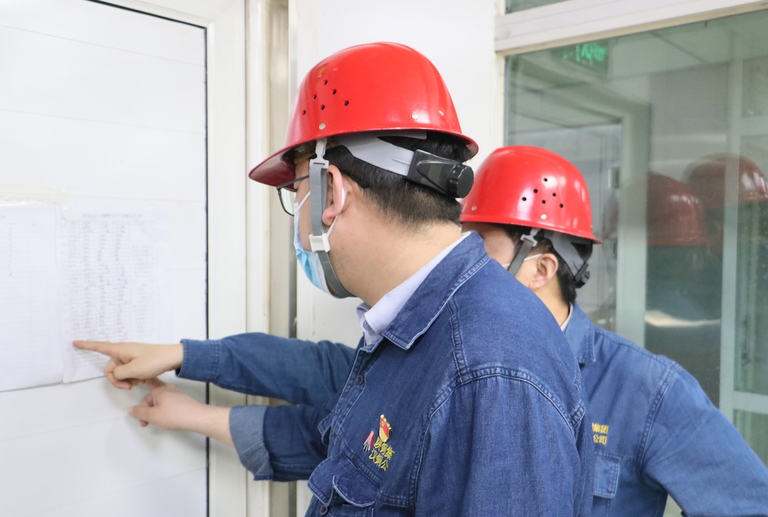 【先進(jìn)典型】發(fā)揮持續(xù)作戰(zhàn)精神  將戰(zhàn)疫進(jìn)行到底————記陜煤集團(tuán)為抗擊新冠肺炎疫情和復(fù)工復(fù)產(chǎn)作貢獻(xiàn)先進(jìn)個(gè)人王奎