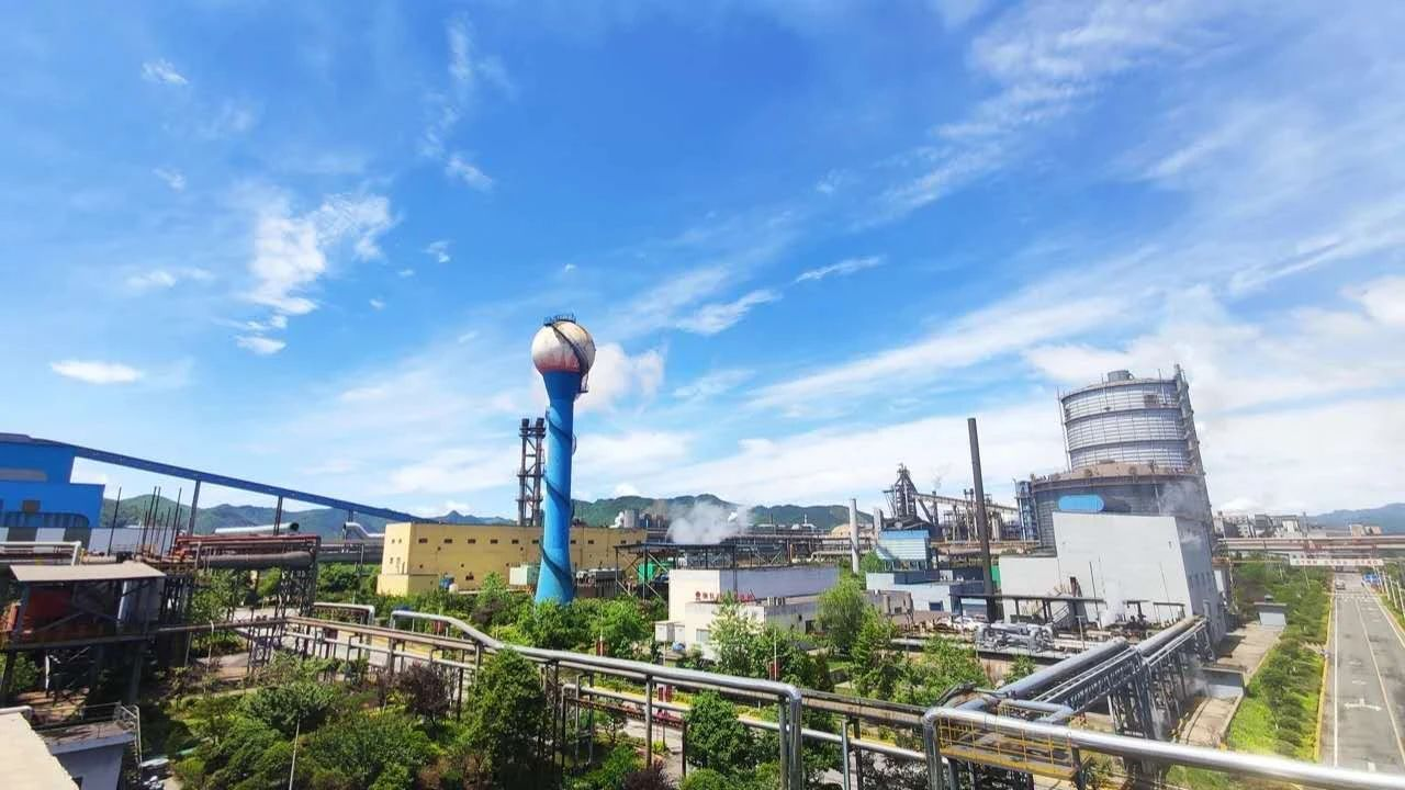 【美麗漢鋼】6·5世界環(huán)境日 抗疫英雄走進(jìn)陜鋼漢鋼 看環(huán)保 話初心