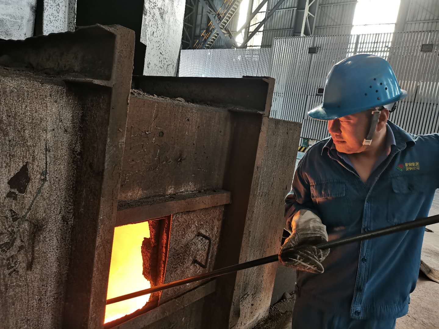 【先進典型】不忘初心的高爐人 ——記漢鋼公司優(yōu)秀共產(chǎn)黨員程宏亮